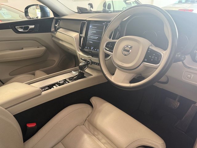 2018 VOLVO XC60 2.0 T5 Inscription SUV 5dr Petrol Auto AWD Euro 6 (s/s) (250 ps) - Photo 3