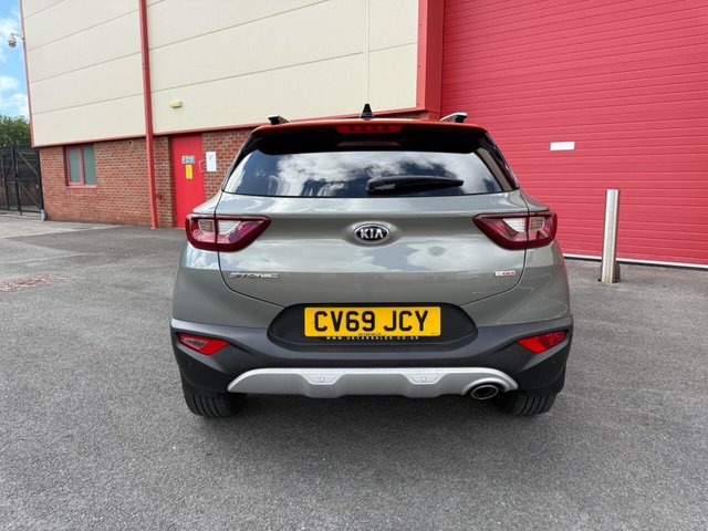 2019 KIA STONIC - Photo 6