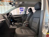 USED 2010 10 SKODA OCTAVIA 2.0 TDI Elegance Hatchback 5dr Diesel DSG Euro 5 (140 ps)+2 KEYS+HISTORY+MEDIA+ALLYS+CLIMATE CONTROL+RARE DIESEL AUTOMATIC+ 2 KEYS+PARKING SENSORS+HISTORY+AUTOMATIC+CRUISE+USB+AUX+CLEAN CAR+HPI CLEAR