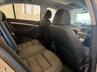 USED 2010 10 SKODA OCTAVIA 2.0 TDI Elegance Hatchback 5dr Diesel DSG Euro 5 (140 ps)+2 KEYS+HISTORY+MEDIA+ALLYS+CLIMATE CONTROL+RARE DIESEL AUTOMATIC+ 2 KEYS+PARKING SENSORS+HISTORY+AUTOMATIC+CRUISE+USB+AUX+CLEAN CAR+HPI CLEAR