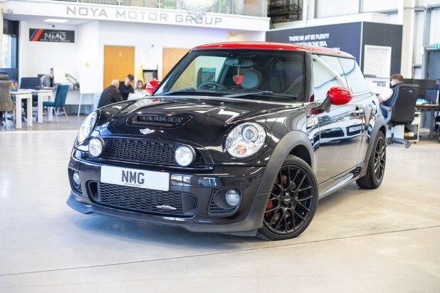 2011 MINI Hatch 1.6L John Cooper Works 3dr - Photo 5