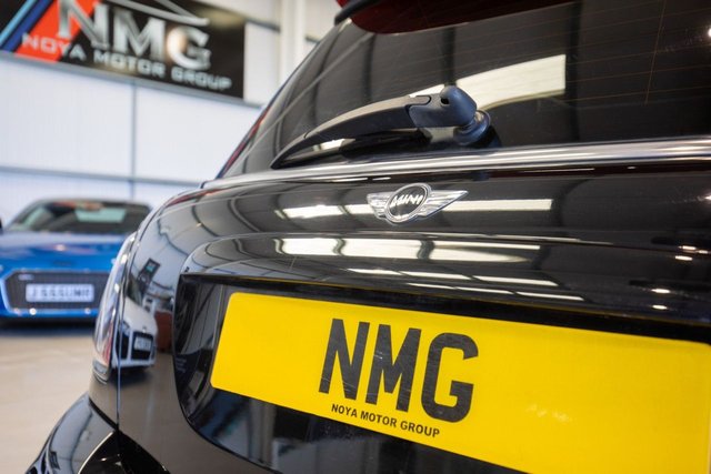 2011 MINI Hatch 1.6L John Cooper Works 3dr - Photo 11