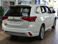 USED 2021 21 MITSUBISHI OUTLANDER 2.4h TwinMotor 13.8kWh Dynamic Safety SUV 5dr Petrol Plug-in Hybrid CVT 4WD Euro 6 (s/s) (224 ps) 4WD APP SAT NAV LEATHER HEATED SEATS REAR VIEW CAMERA CRUISE CONTROL PARKING SENSORS 1 OWNER SERVICE HISTORY WARRANTY