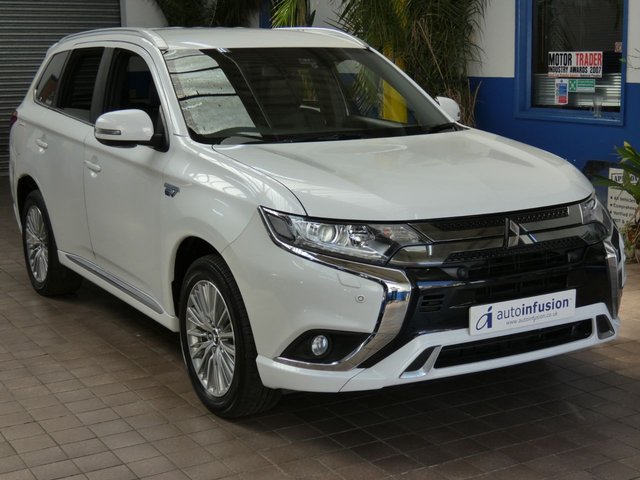 2021 21 Mitsubishi Outlander 2.4h TwinMotor 13.8kWh Dynamic Safety SUV 5dr Petrol Plug-in Hybrid CVT 4WD Euro 6 (s/s) (224 ps)