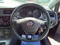 USED 2018 18 VOLKSWAGEN GOLF 1.6 TDI SE Nav Hatchback 5dr Diesel Manual Euro 6 (s/s) (115 ps) 
