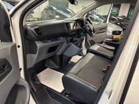 USED 2020 70 VAUXHALL VIVARO 1.5 Turbo D 2900 Dynamic Panel Van 6dr Diesel Manual L2 H1 Euro 6 (s/s) (100 ps) UK DELIVERY FLAT FEE &pound;175 (SUBJECT TO DEAL) *OVER 100 IMAGES ON OUR WEBSITE*BESPOKE FINANCE ARRANGED*PART EXCHANGE WELCOME*ALL VEHICLES HPI CLEAR