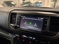 USED 2020 70 VAUXHALL VIVARO 1.5 Turbo D 2900 Dynamic Panel Van 6dr Diesel Manual L2 H1 Euro 6 (s/s) (100 ps) UK DELIVERY FLAT FEE &pound;175 (SUBJECT TO DEAL) *OVER 100 IMAGES ON OUR WEBSITE*BESPOKE FINANCE ARRANGED*PART EXCHANGE WELCOME*ALL VEHICLES HPI CLEAR