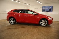 USED 2018 68 VOLVO V40 1.5 T3 GPF R-Design Nav Plus Hatchback 5dr Petrol Auto Euro 6 (s/s) (152 ps) Panoramic sunroof  adaptive cruise control heated seats satellite navigation sports polished alloys