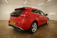 USED 2018 68 VOLVO V40 1.5 T3 GPF R-Design Nav Plus Hatchback 5dr Petrol Auto Euro 6 (s/s) (152 ps) Panoramic sunroof  adaptive cruise control heated seats satellite navigation sports polished alloys