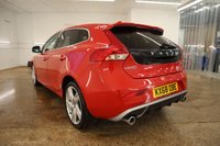 USED 2018 68 VOLVO V40 1.5 T3 GPF R-Design Nav Plus Hatchback 5dr Petrol Auto Euro 6 (s/s) (152 ps) Panoramic sunroof  adaptive cruise control heated seats satellite navigation sports polished alloys