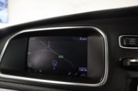 USED 2018 68 VOLVO V40 1.5 T3 GPF R-Design Nav Plus Hatchback 5dr Petrol Auto Euro 6 (s/s) (152 ps) Panoramic sunroof  adaptive cruise control heated seats satellite navigation sports polished alloys