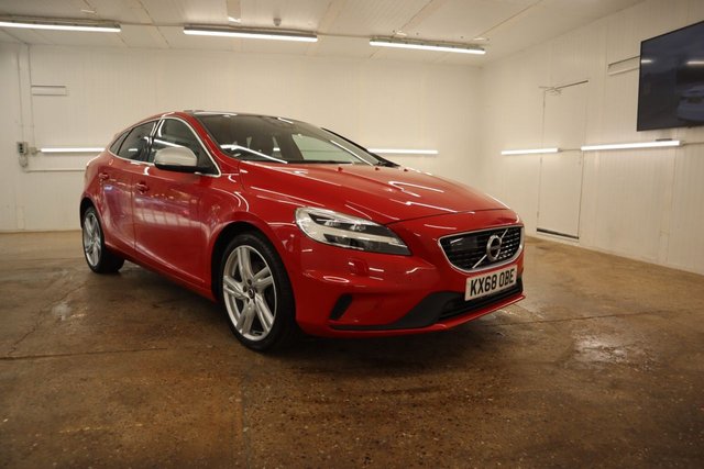 2018 68 Volvo V40 1.5 T3 GPF R-Design Nav Plus Hatchback 5dr Petrol Auto Euro 6 (s/s) (152 ps)