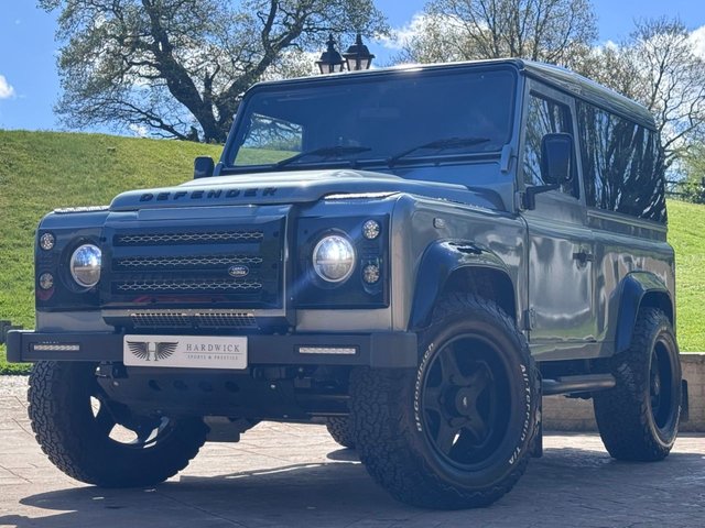 View our LAND ROVER DEFENDER
