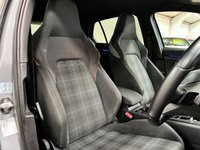 USED 2022 22 VOLKSWAGEN GOLF 2.0 TDI GTD Hatchback 5dr Diesel DSG Euro 6 (s/s) (200 ps) 