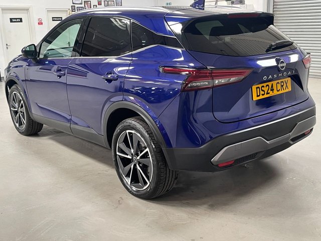 View our NISSAN QASHQAI