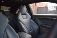 USED 2015 15 AUDI RS5 4.2 FSI V8 Coupe 2dr Petrol S Tronic quattro Euro 5 (450 ps) VELVET PURPLE / SUNROOF / B&O