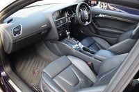 USED 2015 15 AUDI RS5 4.2 FSI V8 Coupe 2dr Petrol S Tronic quattro Euro 5 (450 ps) VELVET PURPLE / SUNROOF / B&O