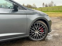 USED 2017 17 SEAT LEON 2.0 TSI Cupra 290 Black Sport Tourer 5dr Petrol DSG Euro 6 (s/s) (290 ps) 