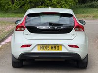 USED 2015 15 VOLVO V40 2.0 D2 ES Hatchback 5dr Diesel Manual Euro 6 (s/s) (120 ps) 
