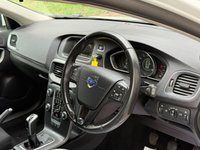 USED 2015 15 VOLVO V40 2.0 D2 ES Hatchback 5dr Diesel Manual Euro 6 (s/s) (120 ps) 