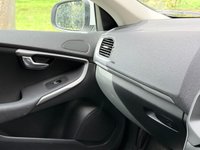 USED 2015 15 VOLVO V40 2.0 D2 ES Hatchback 5dr Diesel Manual Euro 6 (s/s) (120 ps) 