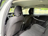 USED 2015 15 VOLVO V40 2.0 D2 ES Hatchback 5dr Diesel Manual Euro 6 (s/s) (120 ps) 