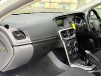 USED 2015 15 VOLVO V40 2.0 D2 ES Hatchback 5dr Diesel Manual Euro 6 (s/s) (120 ps) 
