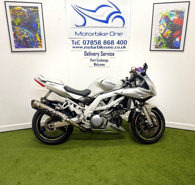 2005 05 Suzuki SV 1000 S 996cc