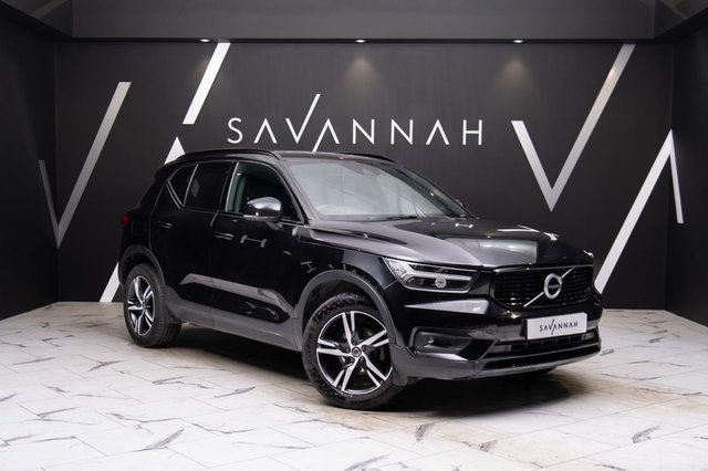 View our VOLVO XC40