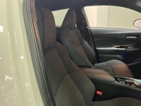 USED 2019 68 TOYOTA C-HR 1.8 VVT-h Design SUV 5dr Petrol Hybrid CVT Euro 6 (s/s) (122 ps) 