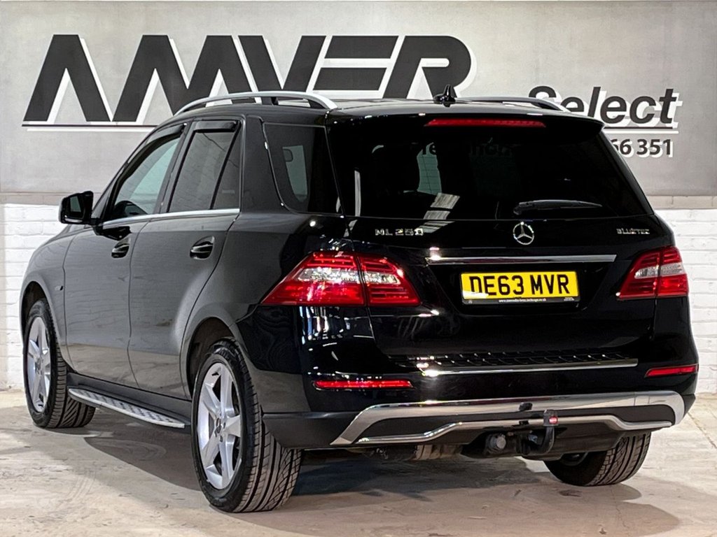USED 2013 63 MERCEDES-BENZ M-CLASS 2.1 ML250 BlueTEC SE SUV 5dr Diesel G-Tronic 4WD Euro 6 (s/s) (204 ps) 
