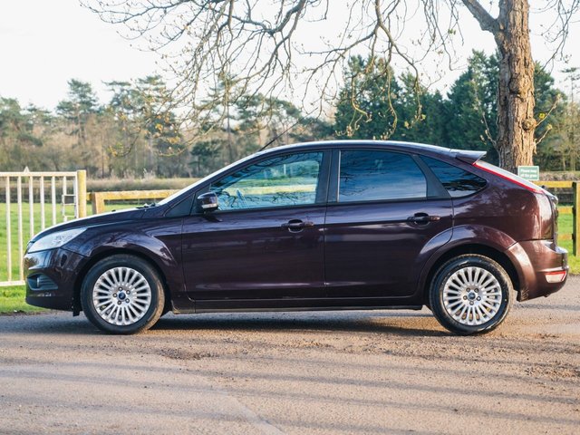 2008 FORD FOCUS 1.6 Style Hatchback 5dr Petrol Manual (159 g/km, 99 bhp) - Photo 5