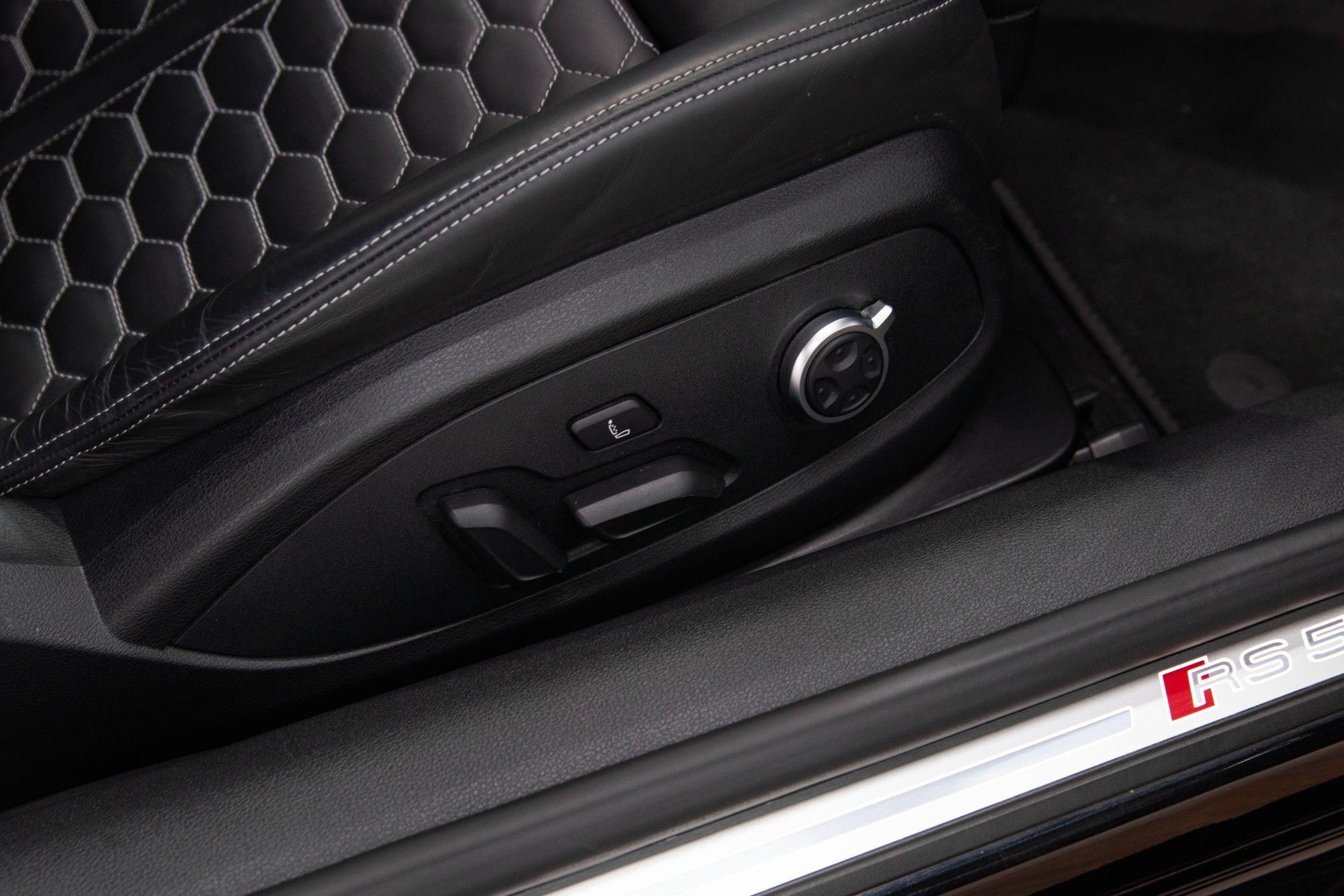 USED 2023 02 AUDI RS5 2.9 TFSI V6 Carbon Black Coupe  