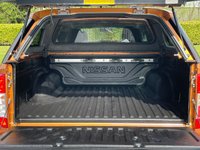 USED 2017 17 NISSAN NAVARA 2.3 dCi Tekna Pickup Double Cab 4dr Diesel Auto 4WD Euro 6 (190 ps) ** NO VAT * *  SAT NAV ** LOW MILES
