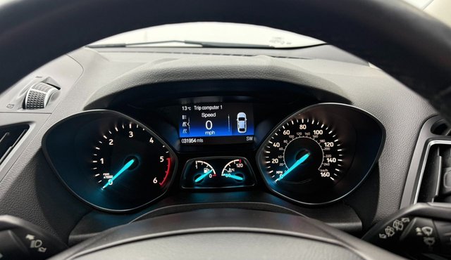 2017 FORD KUGA - Photo 11