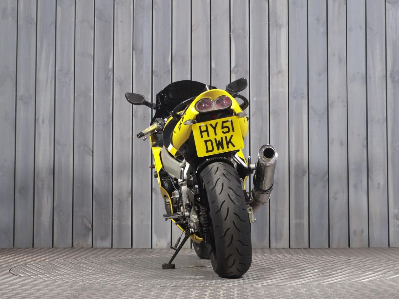 2002 KAWASAKI NINJA ZX-6R YELLOW with 21366 miles - Used