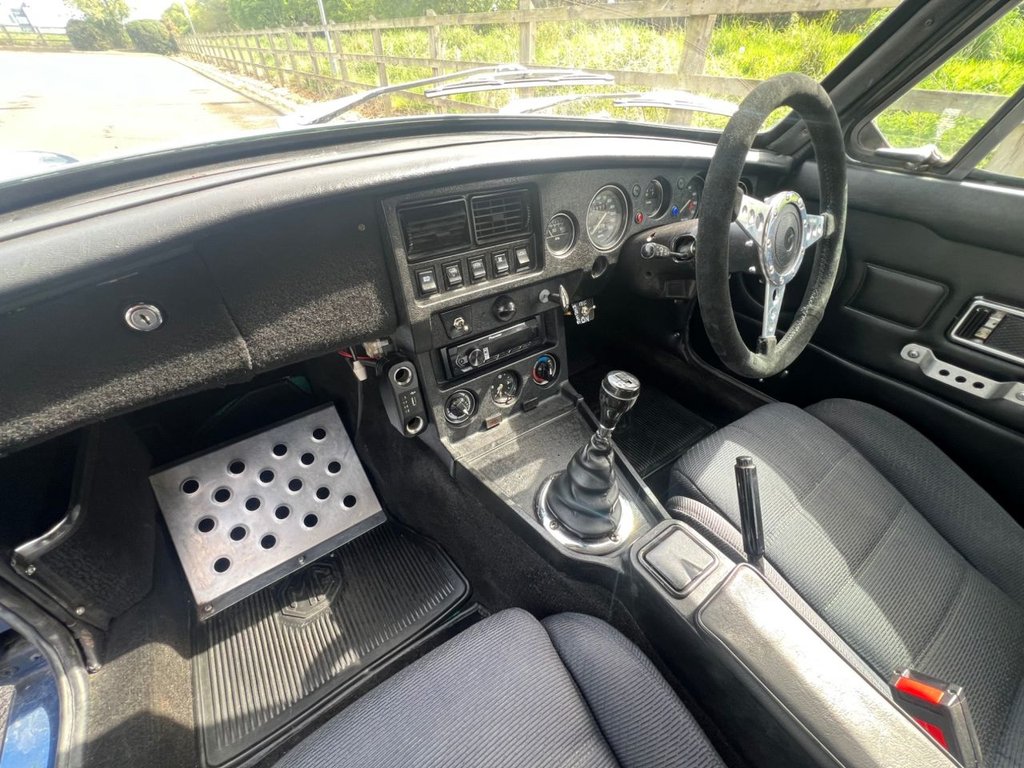 USED 1978 MG MGB GT RALLY PREP'd // 1800cc // Overdrive // px swap 