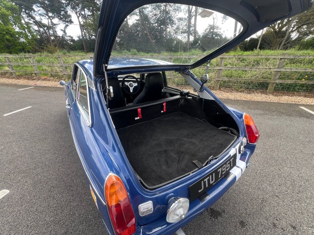 USED 1978 MG MGB GT RALLY PREP'd // 1800cc // Overdrive // px swap 