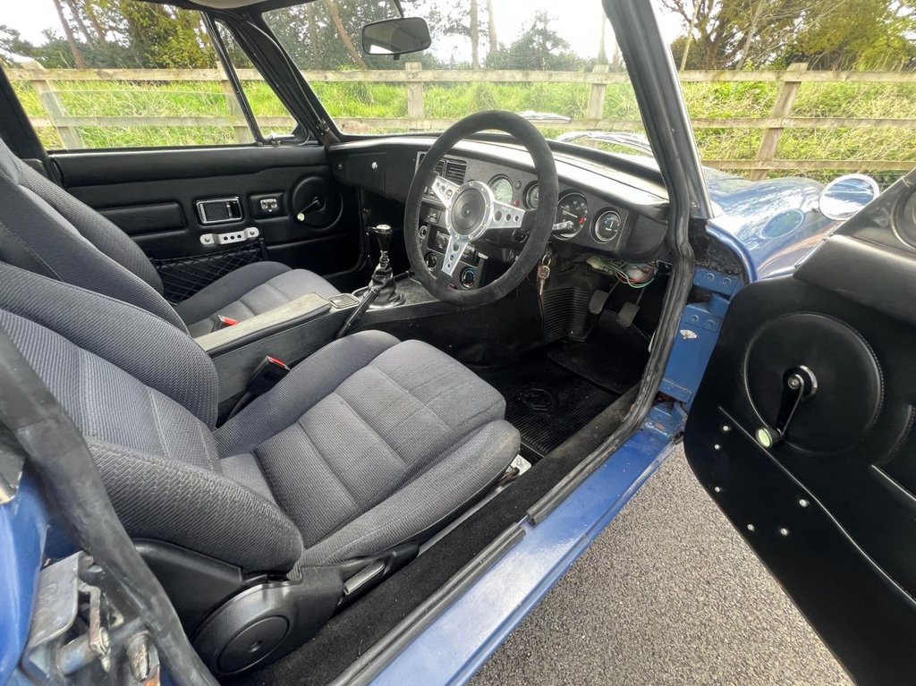 USED 1978 MG MGB GT RALLY PREP'd // 1800cc // Overdrive // px swap 