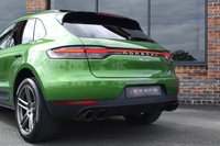 USED 2018 68 PORSCHE MACAN 2.0T SUV 5dr Petrol PDK 4WD Euro 6 (s/s) (245 ps) PAN ROOF / BOSE / CHRONO / FSH