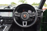 USED 2018 68 PORSCHE MACAN 2.0T SUV 5dr Petrol PDK 4WD Euro 6 (s/s) (245 ps) PAN ROOF / BOSE / CHRONO / FSH
