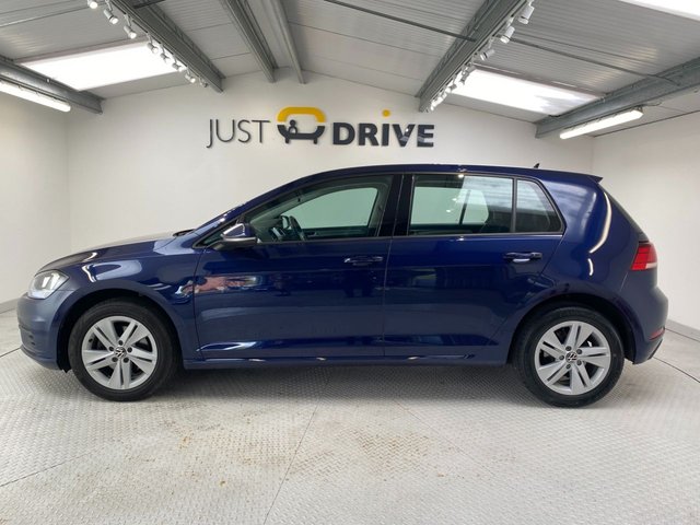 2020 Volkswagen Golf 1.6L S 5dr - Photo 2