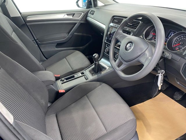 2020 Volkswagen Golf 1.6L S 5dr - Photo 11