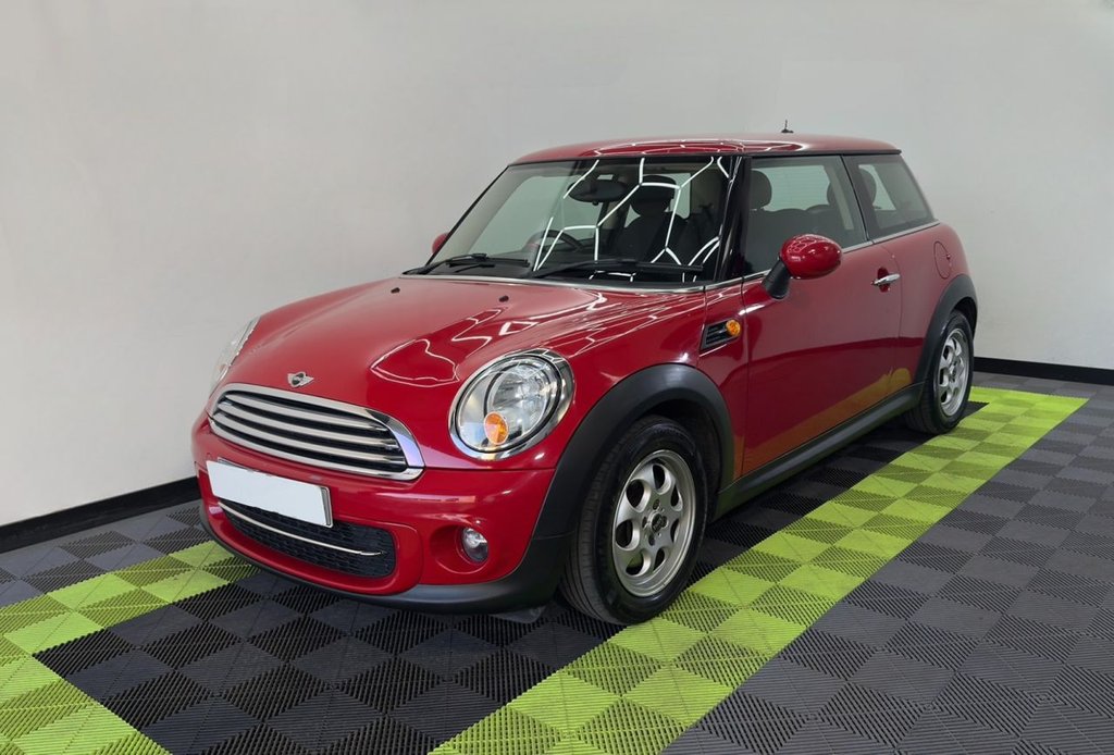 View our MINI Hatch