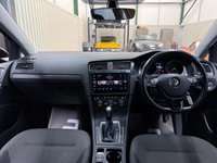 USED 2020 69 VOLKSWAGEN E-GOLF 35.8kWh e-Golf Hatchback 5dr Electric Auto (136 ps) DAB | F&R park sens | Front assist