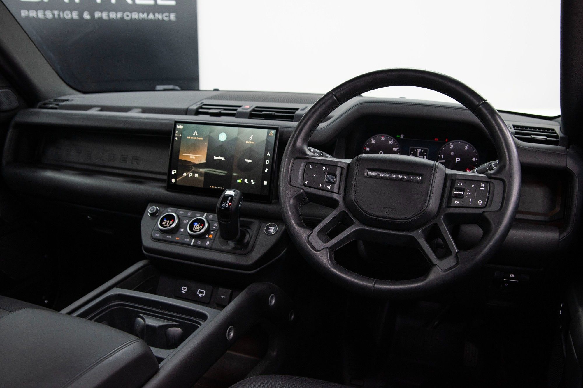 USED 2023 72 LAND ROVER DEFENDER 3.0 D300 MHEV X-Dynamic HSE SUV