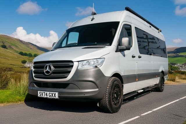 2025 Mercedes-Benz Sprinter 2L Premium 5dr - Photo 9