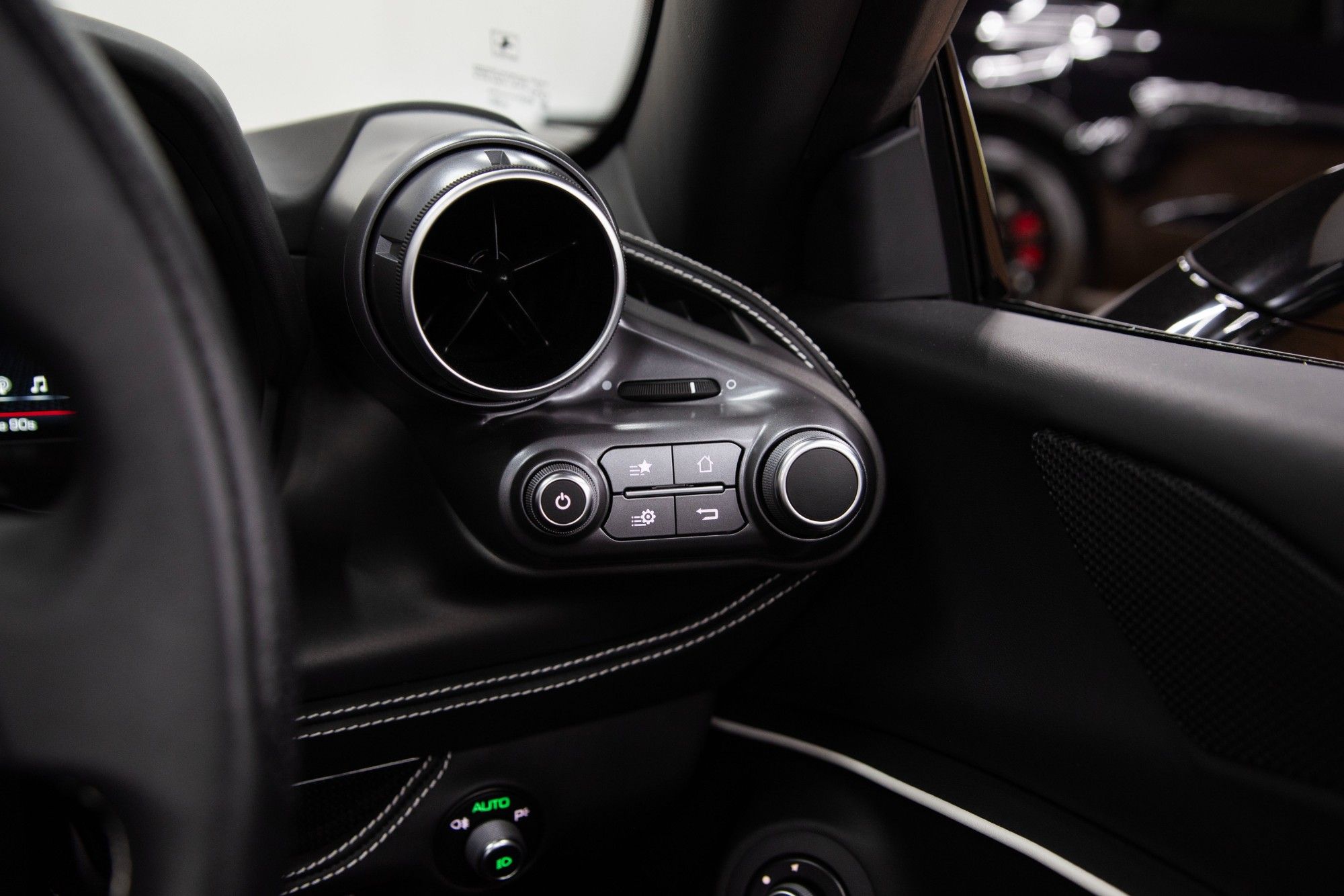 USED 2022 22 FERRARI F8 Spider 3.9T V8 Convertible 