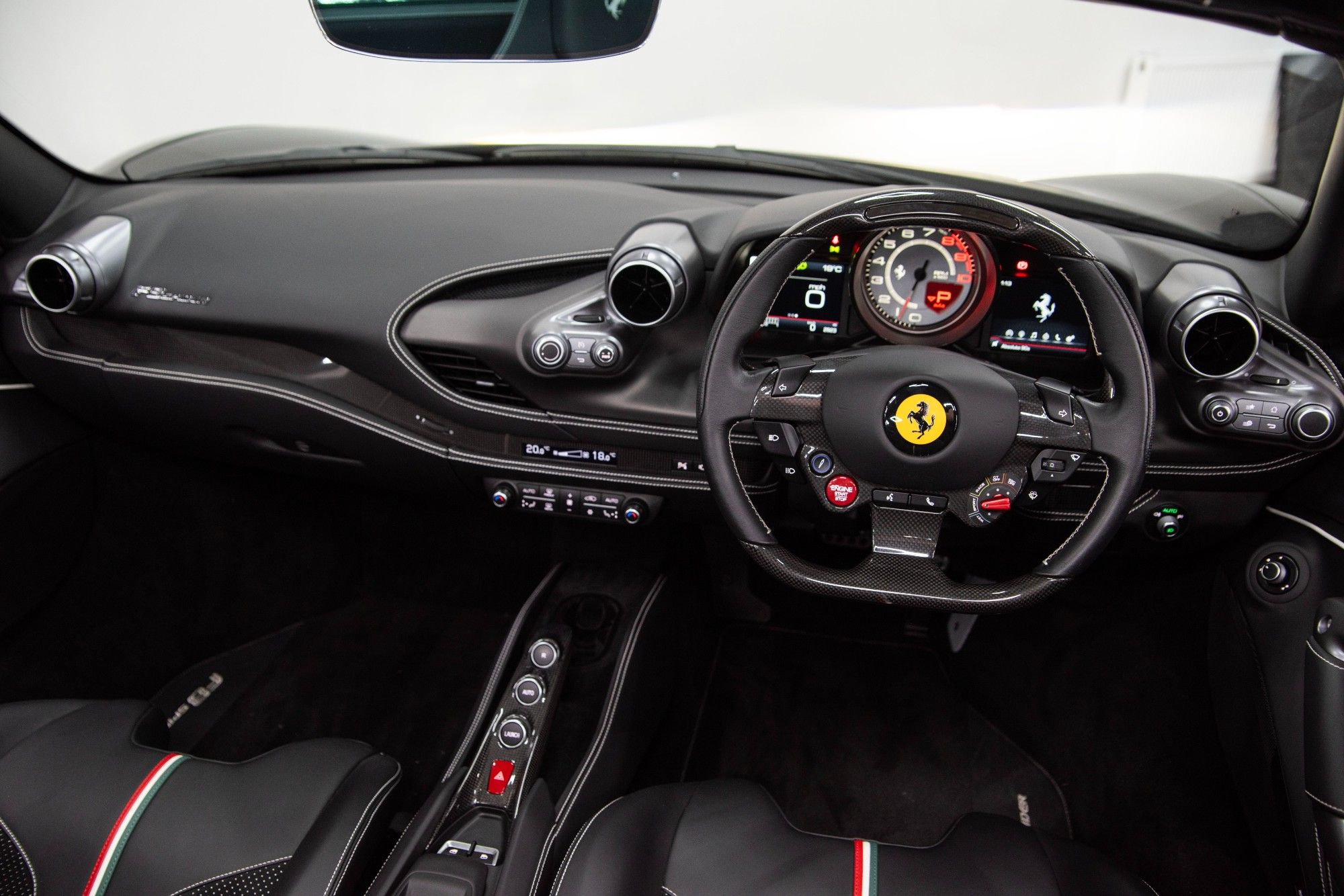USED 2022 22 FERRARI F8 Spider 3.9T V8 Convertible 