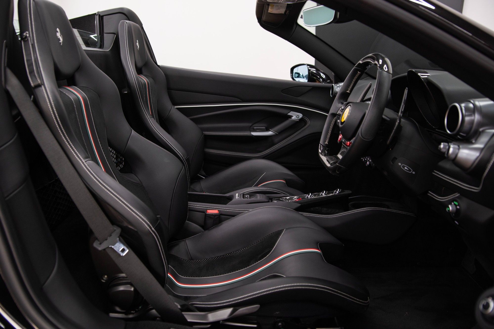 USED 2022 22 FERRARI F8 Spider 3.9T V8 Convertible 